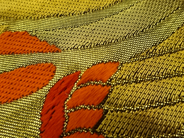  襷に鳳凰・桐模様織出し丸帯